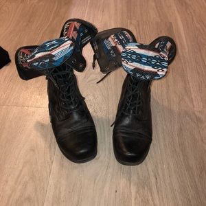 Lace up, pull over boots!